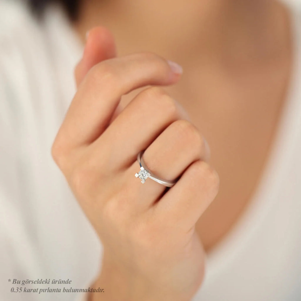 Solitaire Diamond Ring